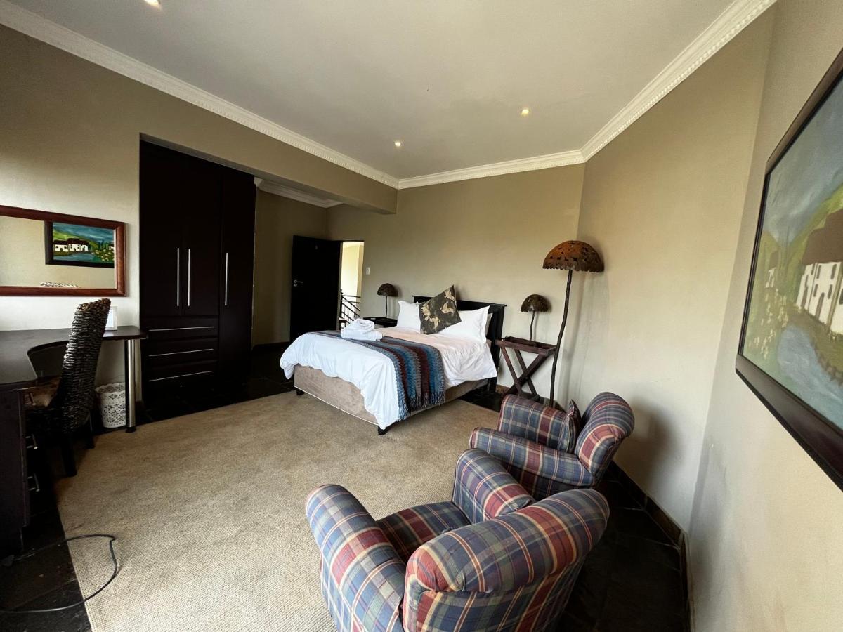 House Haven Guesthouse พอร์ตเอลิซาเบธ ภายนอก รูปภาพ