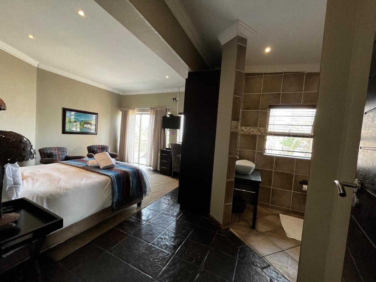 House Haven Guesthouse พอร์ตเอลิซาเบธ ภายนอก รูปภาพ