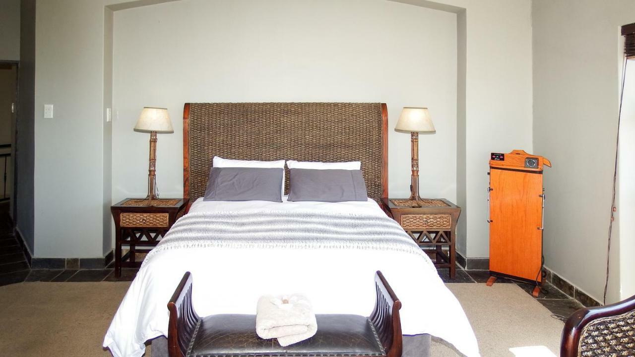 House Haven Guesthouse พอร์ตเอลิซาเบธ ภายนอก รูปภาพ